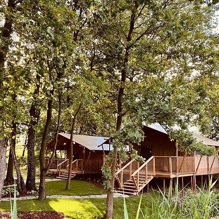 Готель Zatoria Luxury Glamping Затор Екстер'єр фото