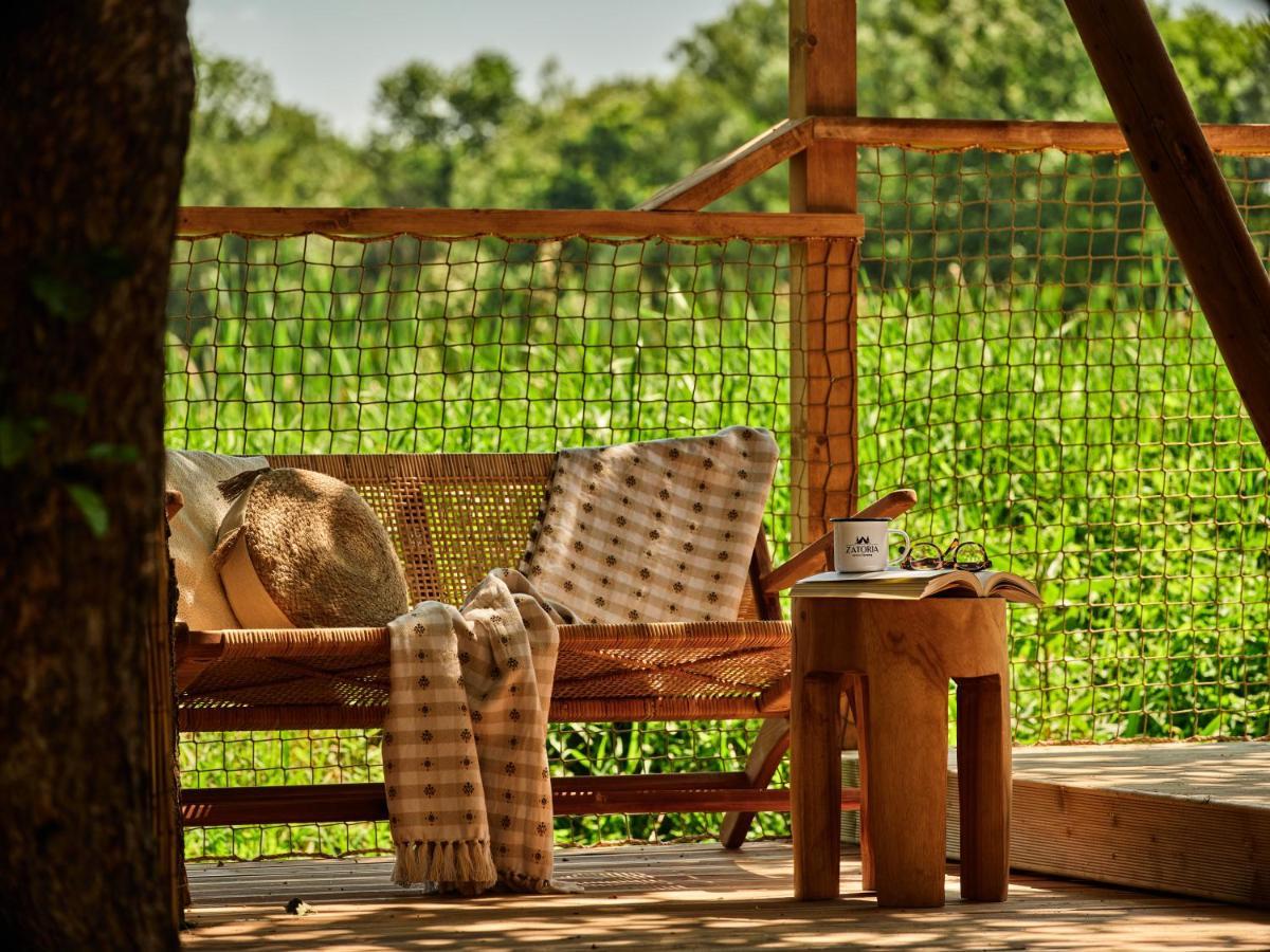 Готель Zatoria Luxury Glamping Затор Екстер'єр фото